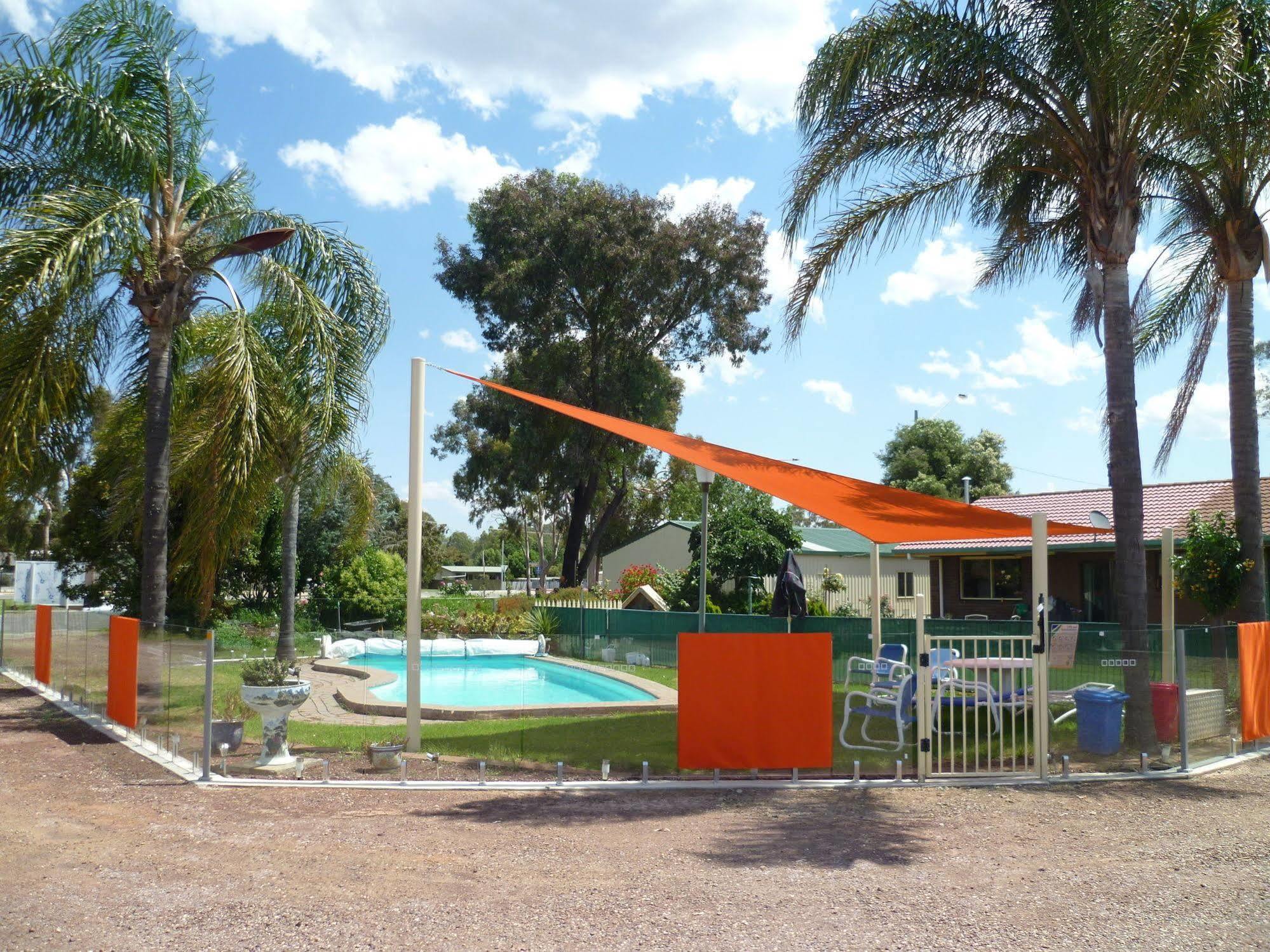 Birch Motel Tocumwal Previously Known As Kanimbla Motor Inn Bagian luar foto